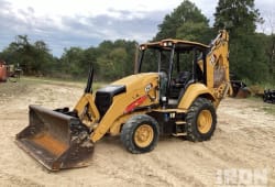 2021 Caterpillar 420