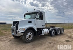 2014 Volvo VHD