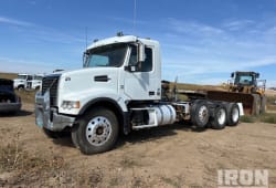 2014 Volvo VHD