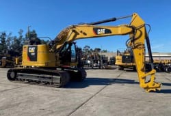 2016 CAT 335F CR