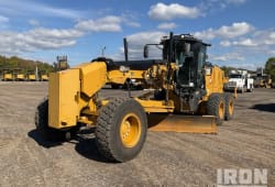 2019 Caterpillar 140M3