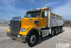 2020 Freightliner 122SD