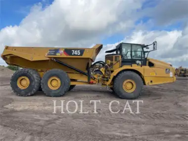 2017 Caterpillar 745 for sale