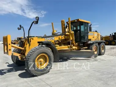 2004 John-Deere 770CH for sale