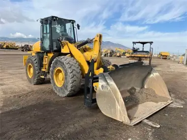 2022 Caterpillar 920 for sale