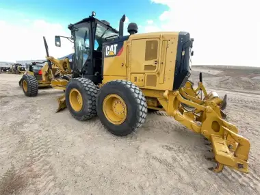 2015 Caterpillar 140M3 for sale