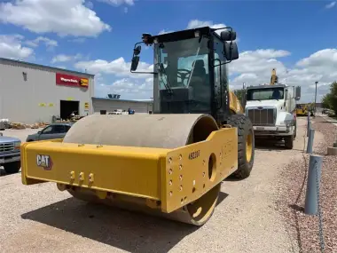 2022 Caterpillar CS74 for sale