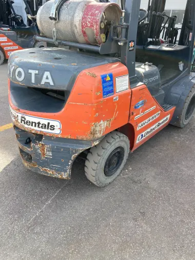 2017 Toyota 8FGU25-Warehouse for sale