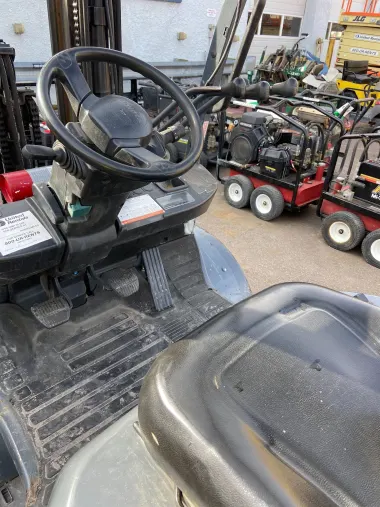 2017 Toyota 8FGU25-Warehouse for sale