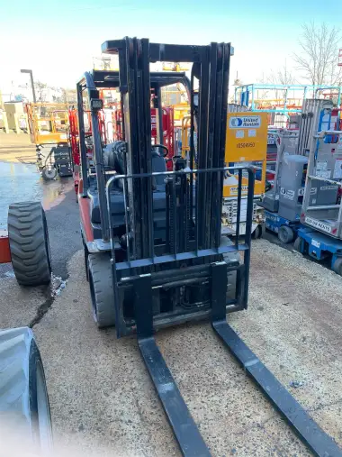 2017 Toyota 8FGU25-Warehouse for sale