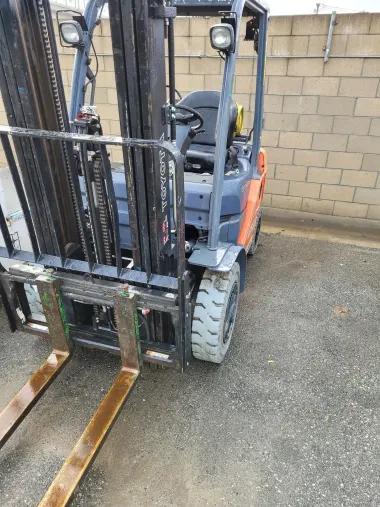 2017 Toyota 8FGU25-Warehouse for sale