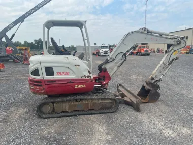 2017 Takeuchi TB240R-Mini for sale