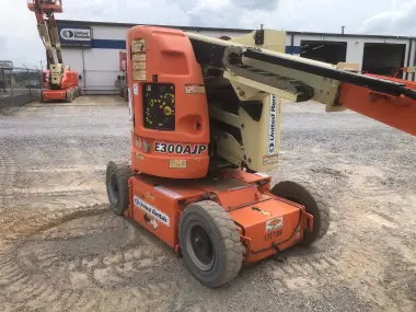 2014 JLG E300AJP-Articulating-Boom-Lift for sale