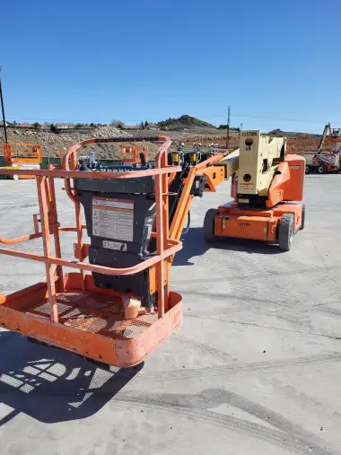 2014 JLG E400AJPN-Articulating-Boom-Lift for sale