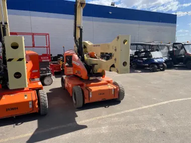 2013 JLG E400AJPN-Articulating-Boom-Lift for sale