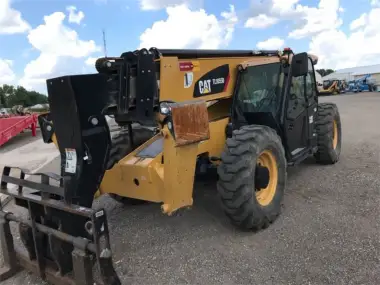 2019 Caterpillar TL1055D for sale