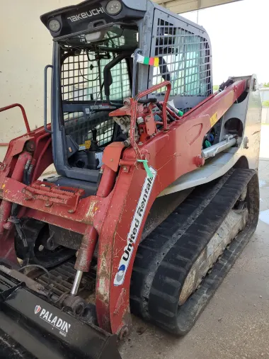 2017 Takeuchi TL12R2-CR for sale