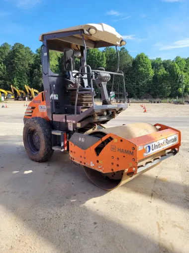 2017 Hamm H5I-Roller for sale
