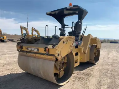 2012 Caterpillar CB64 for sale