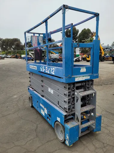 2017 Genie GS-3232 for sale