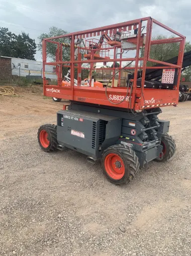 2017 Skyjack SJ6832RT-Rough-Terrain for sale