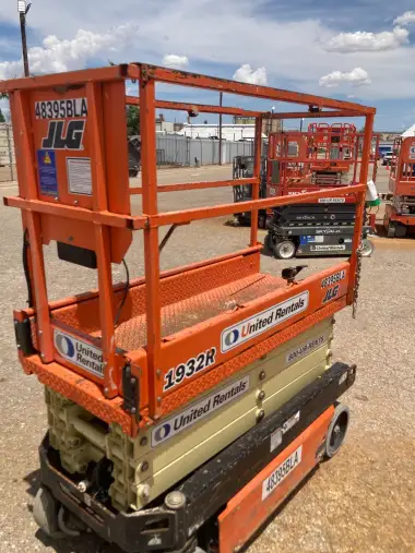 2017 JLG 1932R for sale