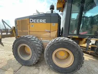 2020 John-Deere 872G for sale