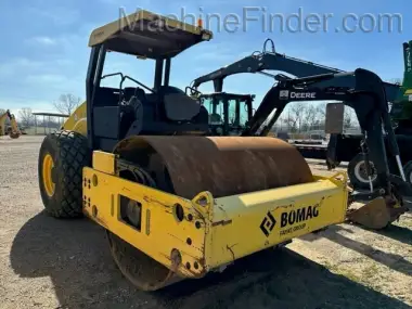 2016 Bomag BW211-D-50 for sale