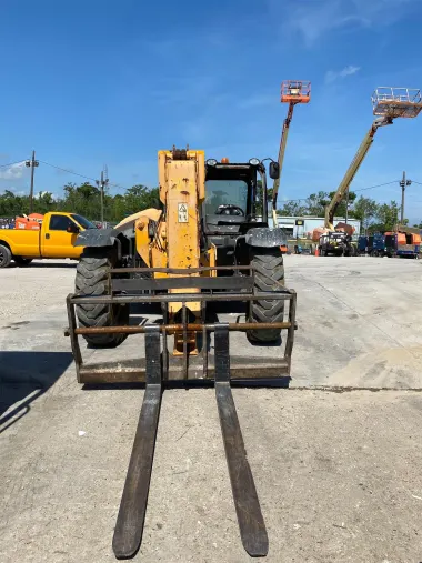 2015 JCB 507-42 for sale