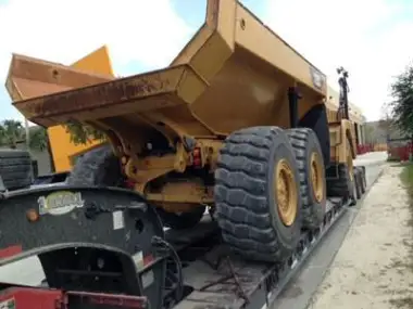 2015 Caterpillar 725C for sale