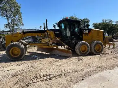 2015 Caterpillar 140M3 for sale