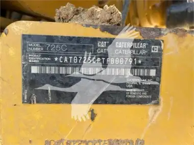 2016 Caterpillar 725C for sale
