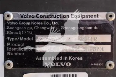 2021 Volvo EC300E-LR for sale