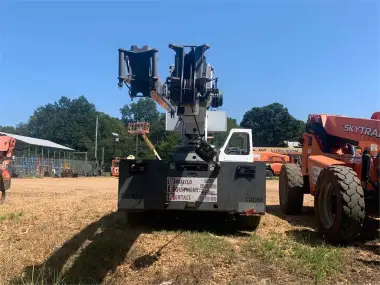 2011 Shuttlelift 5540 for sale