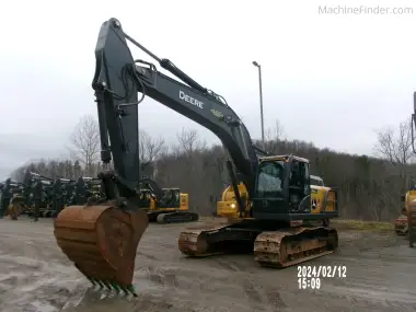 2022 John-Deere 250GL for sale