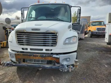 2013 Freightliner M2-106 for sale
