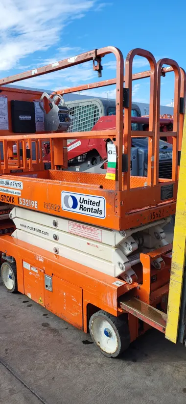 2017 Snorkel S3219E for sale