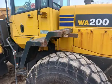 2005 Komatsu WA200-5 for sale