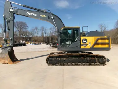 2023 John-Deere 250P for sale