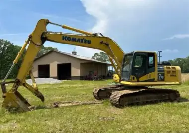2015 Komatsu PC210LC-11 for sale