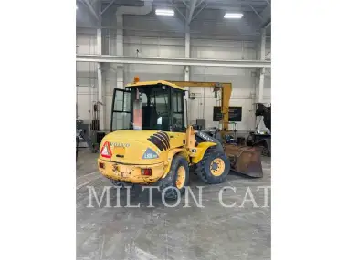 2005 Volvo L30B for sale