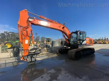 2022 Hitachi 210GLC for sale