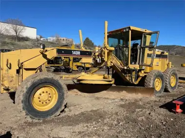 1996 Caterpillar 140H for sale