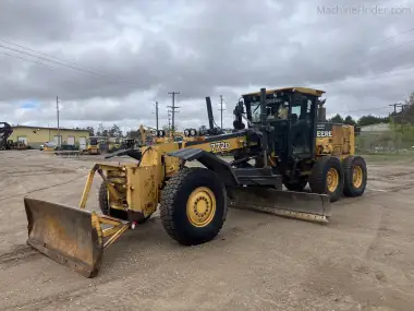 2008 John-Deere 772D for sale