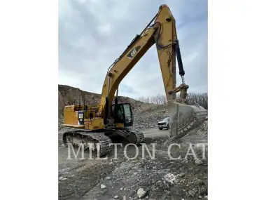 2017 Caterpillar 374FL for sale