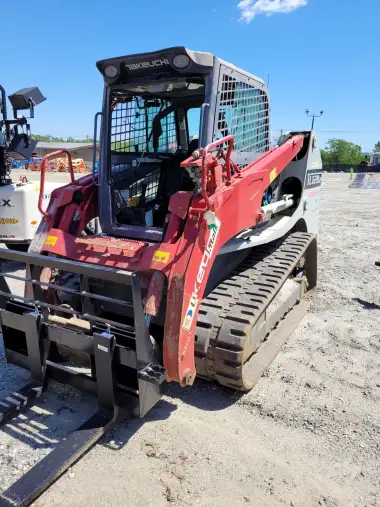 2017 Takeuchi TL12R2-CR for sale