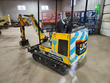 2021 JCB 19C-1E for sale
