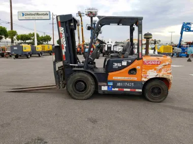 2013 Doosan D35S-5 for sale