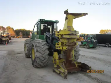 2022 John-Deere 843L-II for sale