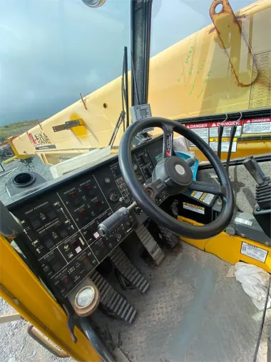 2011 Grove RT880E for sale